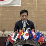 会長L吉増浩志の挨拶 スローガン 原点回帰　いまこそ　W e sarve